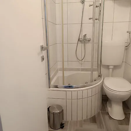 Novi Demy U Centru Splita * سبليت