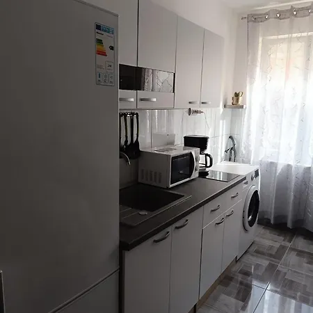 Novi Demy U Centru Splita *