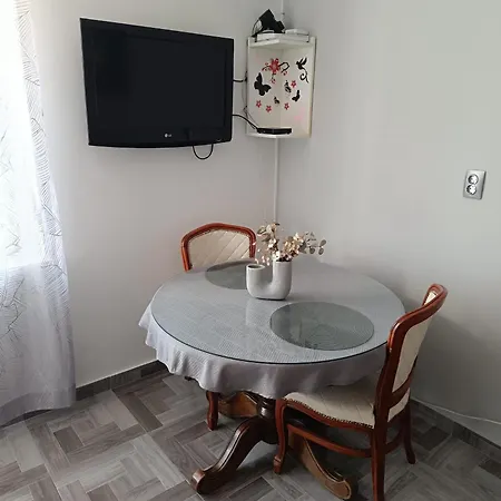 Novi Demy U Centru Splita *