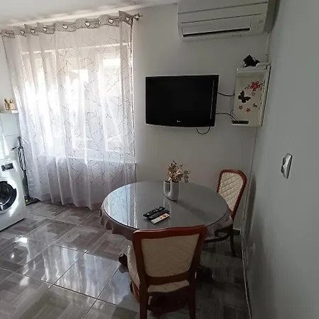 Novi Demy U Centru Splita Apartament